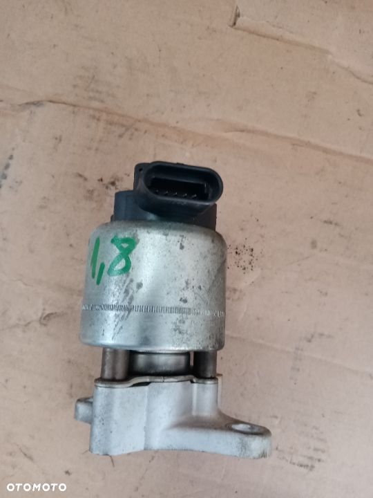 Zawór EGR Citroen C5 I 1.8 9709711222A - 3