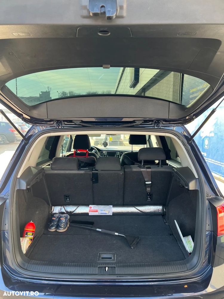 Volkswagen Golf Sportsvan 1.6 TDI DPF DSG BMT Highline - 14