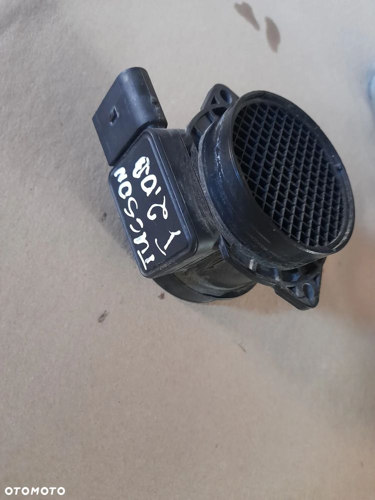 Przepływomierz KIA Hyundai 2.0 B 28164-23700 - 2