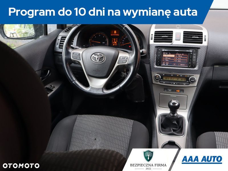 Toyota Avensis - 9