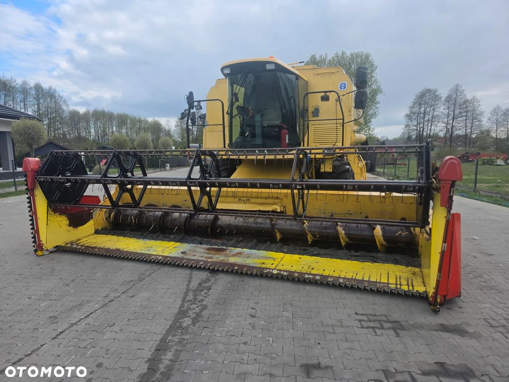 New Holland TX 66 - 5