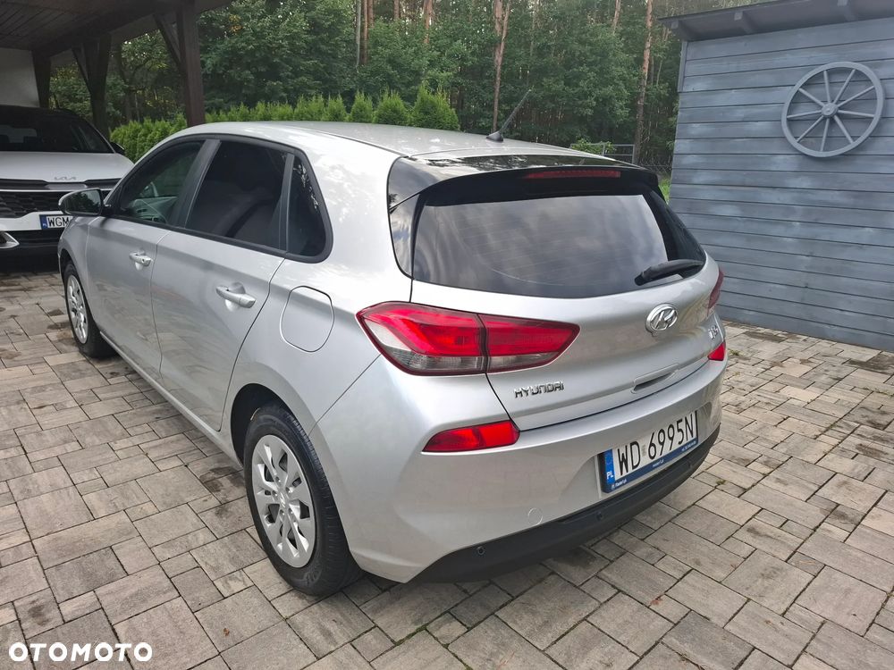 Hyundai i30 1.4 Classic + - 4