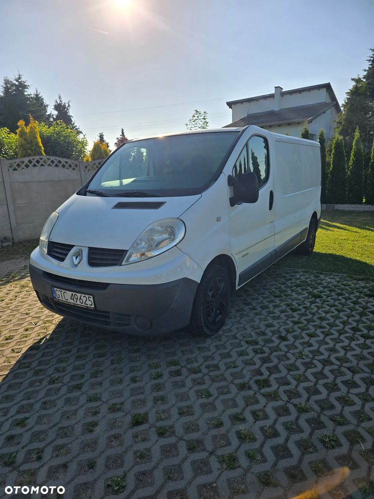 Renault Trafic - 2