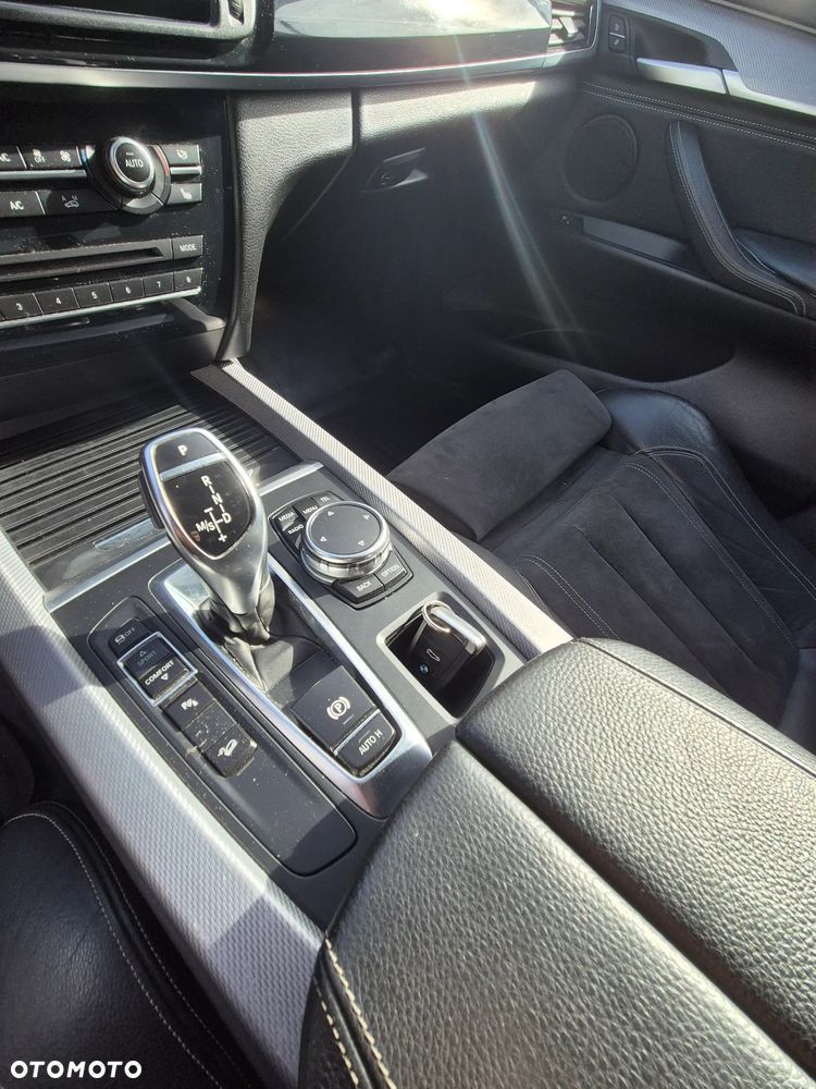 BMW X5 xDrive40d - 14