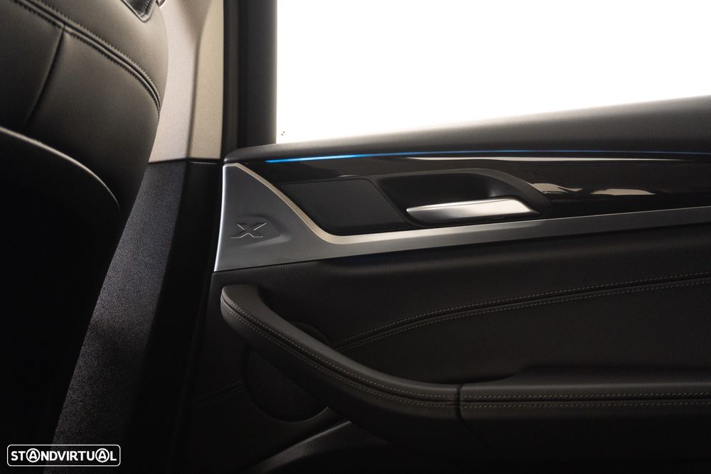 BMW X3 30 e xDrive xLine - 30