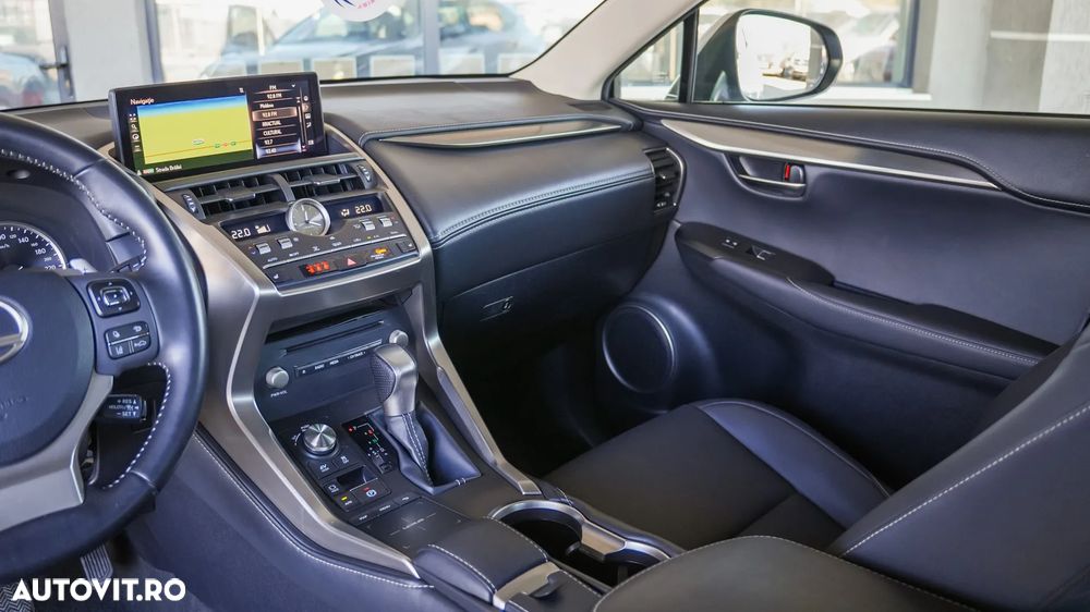 Lexus Seria NX 300h AWD Executive Plus - 9