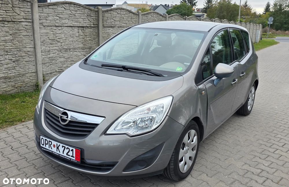 Opel Meriva 2013 photo 2