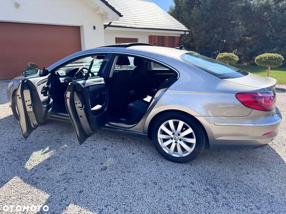 Volkswagen Passat CC 2.0 TDI BlueMotion Technology Exclusive - 7
