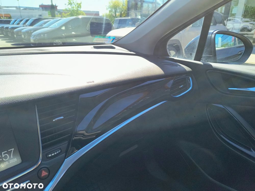 Opel Astra 1.6 T Elite S&S - 24
