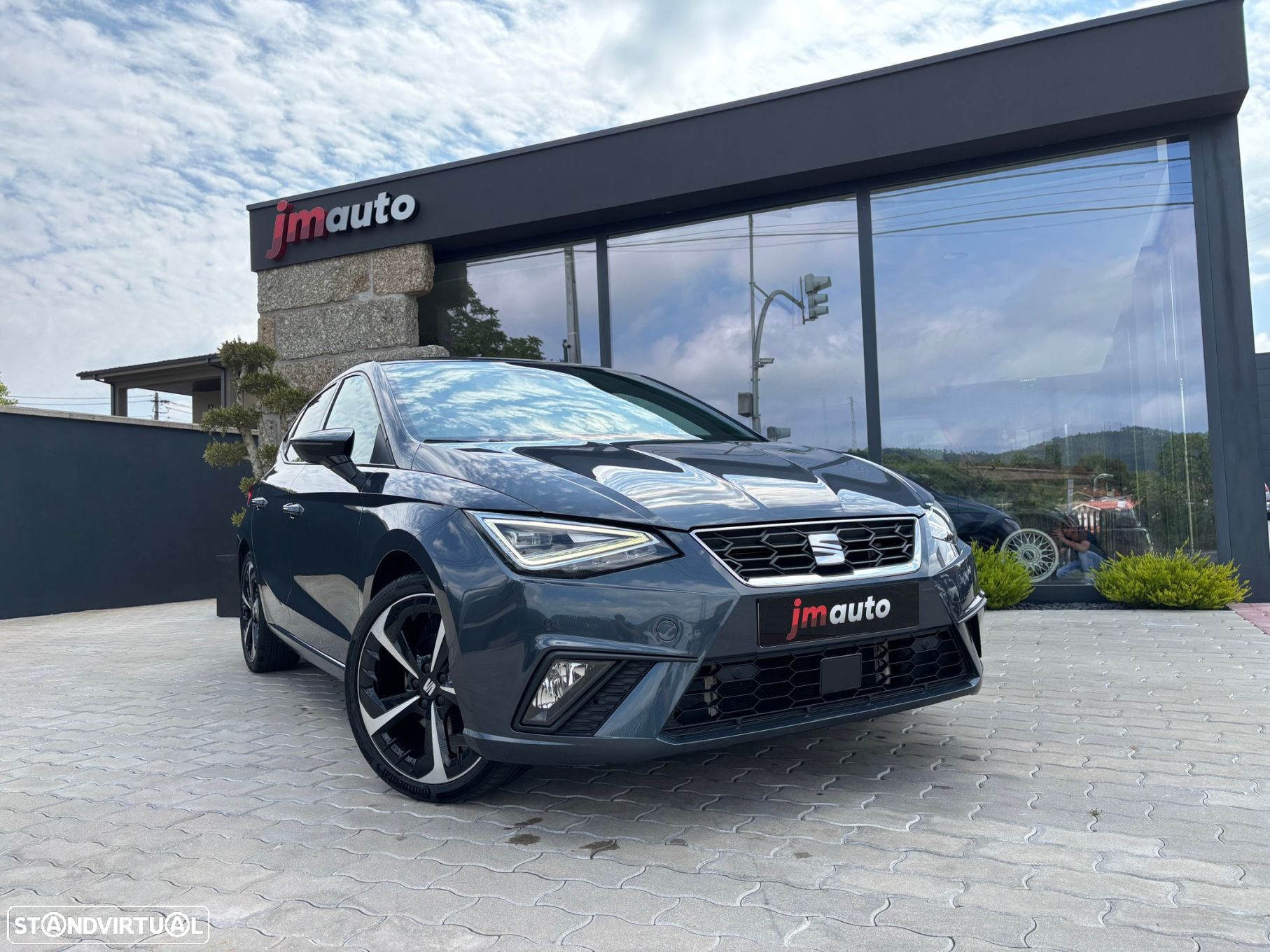 SEAT Ibiza 1.0 TSI FR - 1