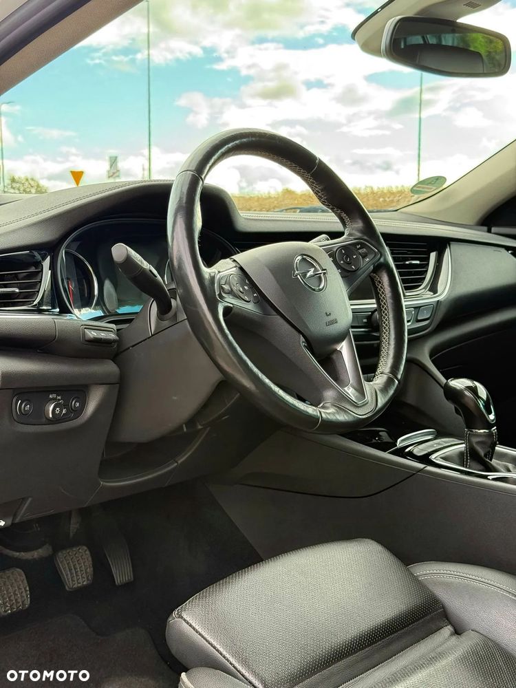 Opel Insignia 2.0 CDTI Cosmo S&S - 16