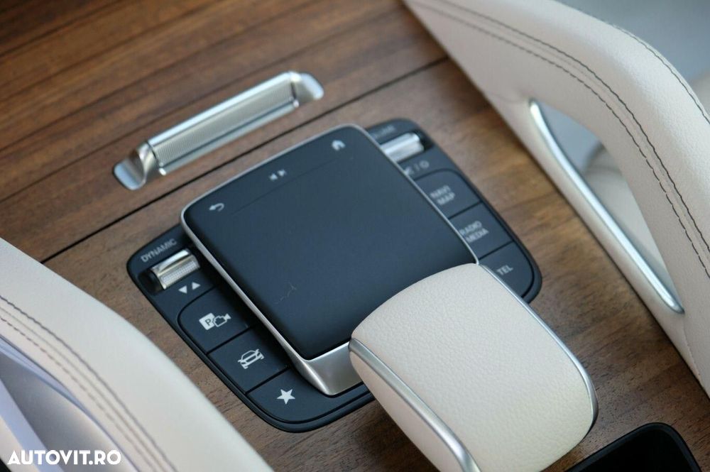 Mercedes-Benz GLE 350 e 4MATIC 9G-TRONIC AMG Line - 22