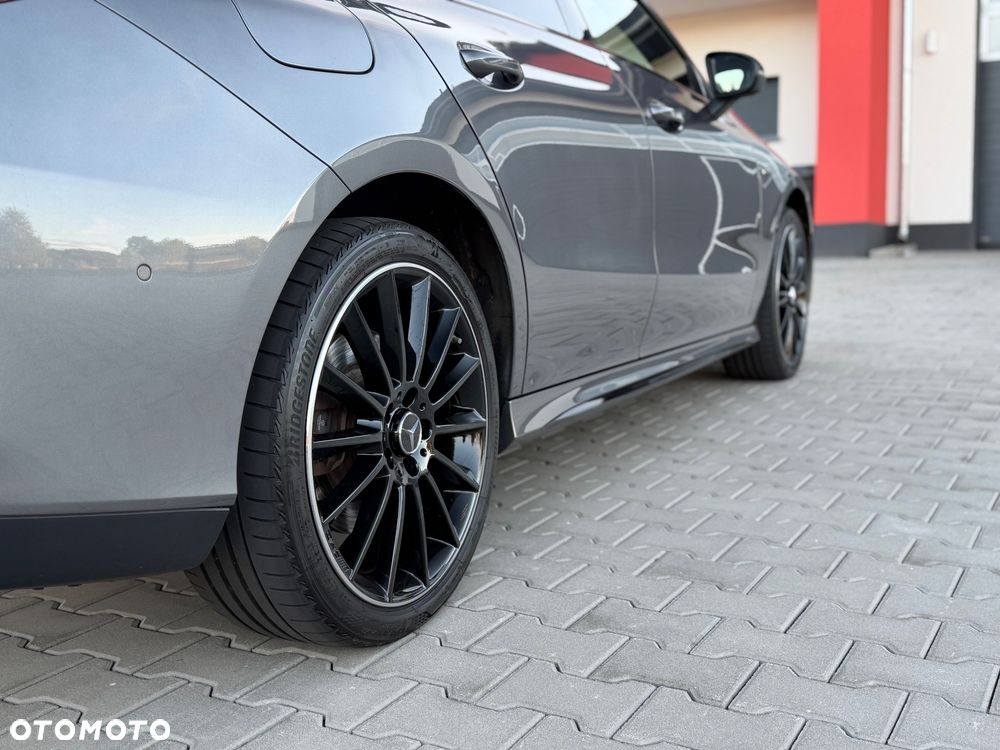 Mercedes-Benz CLA 250 e 8G-DCT AMG Line Advanced Plus - 25