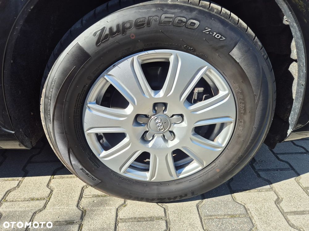 Audi Q3 35 TDI Quattro S tronic S line - 28