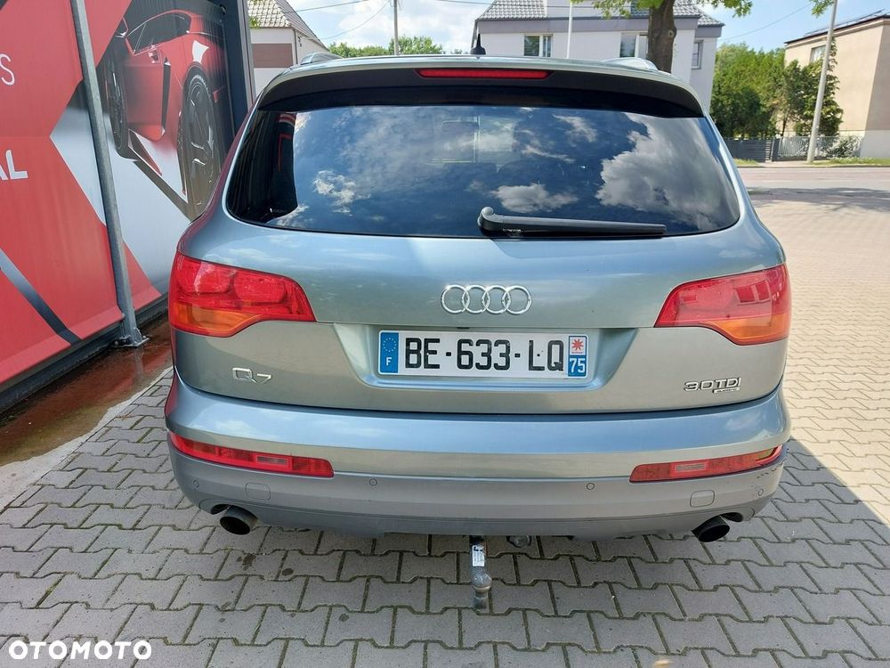 Audi Q7 - 8