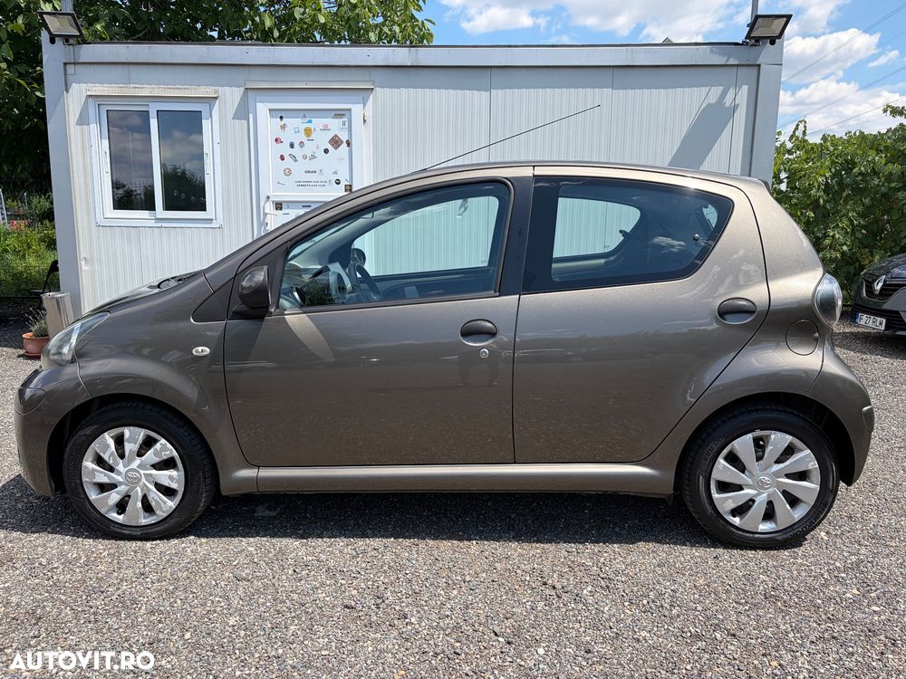 Toyota Aygo 1.0 Luna - 2