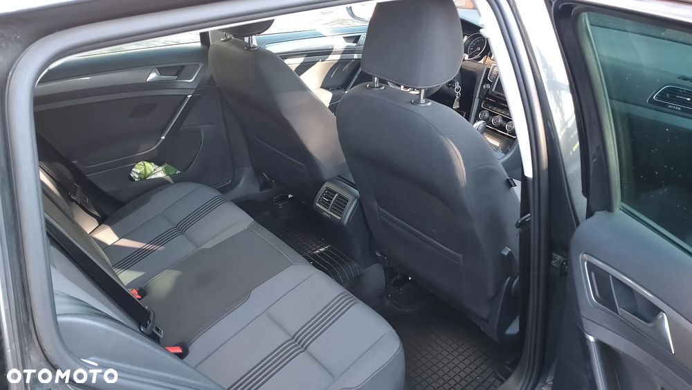 Volkswagen Golf 2.0 TDI BMT Highline DSG - 23