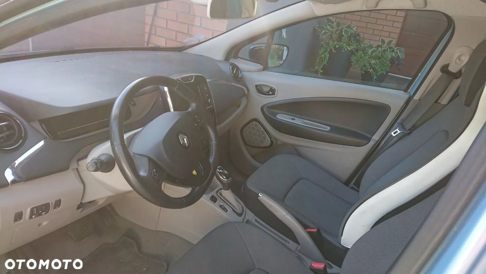 Renault Zoe - 21