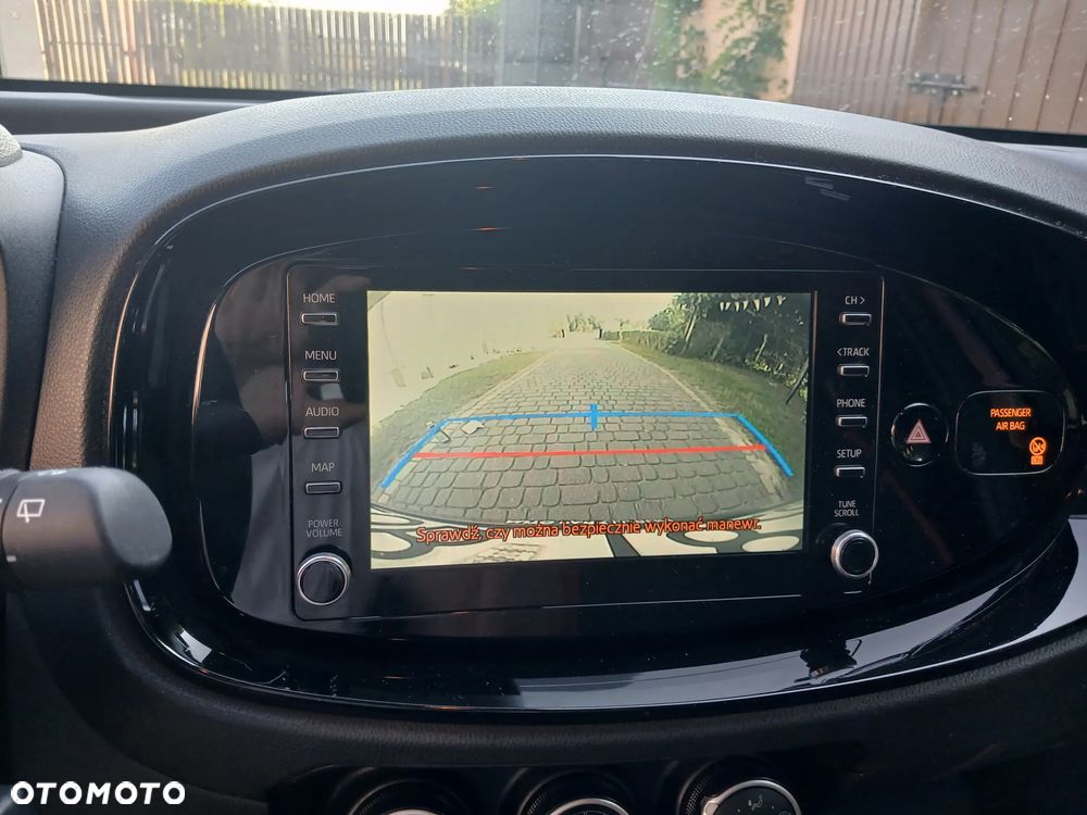 Toyota Aygo X 1.0 VVT-i Undercover - 9