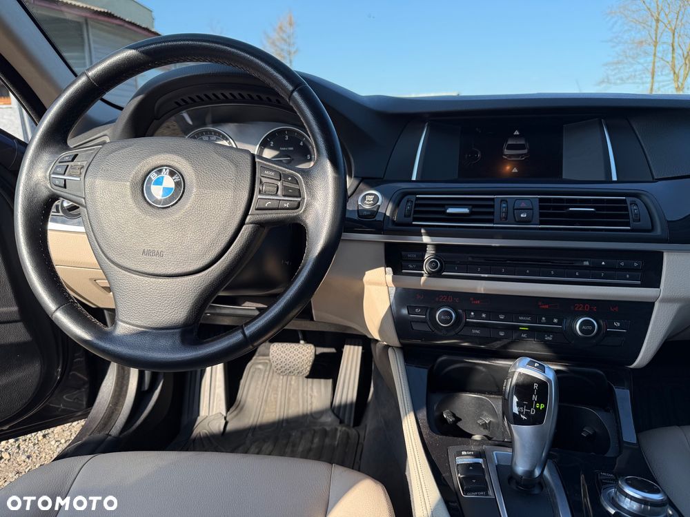 BMW Seria 5 518d - 20