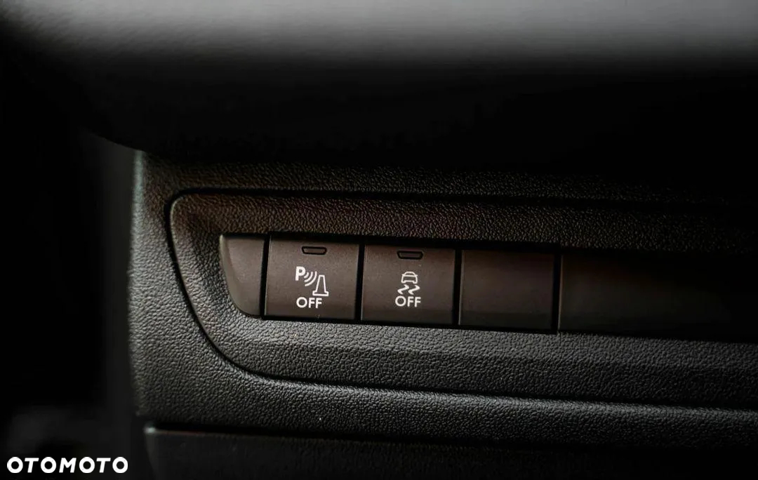 Peugeot 208 1.2 PureTech Allure - 15