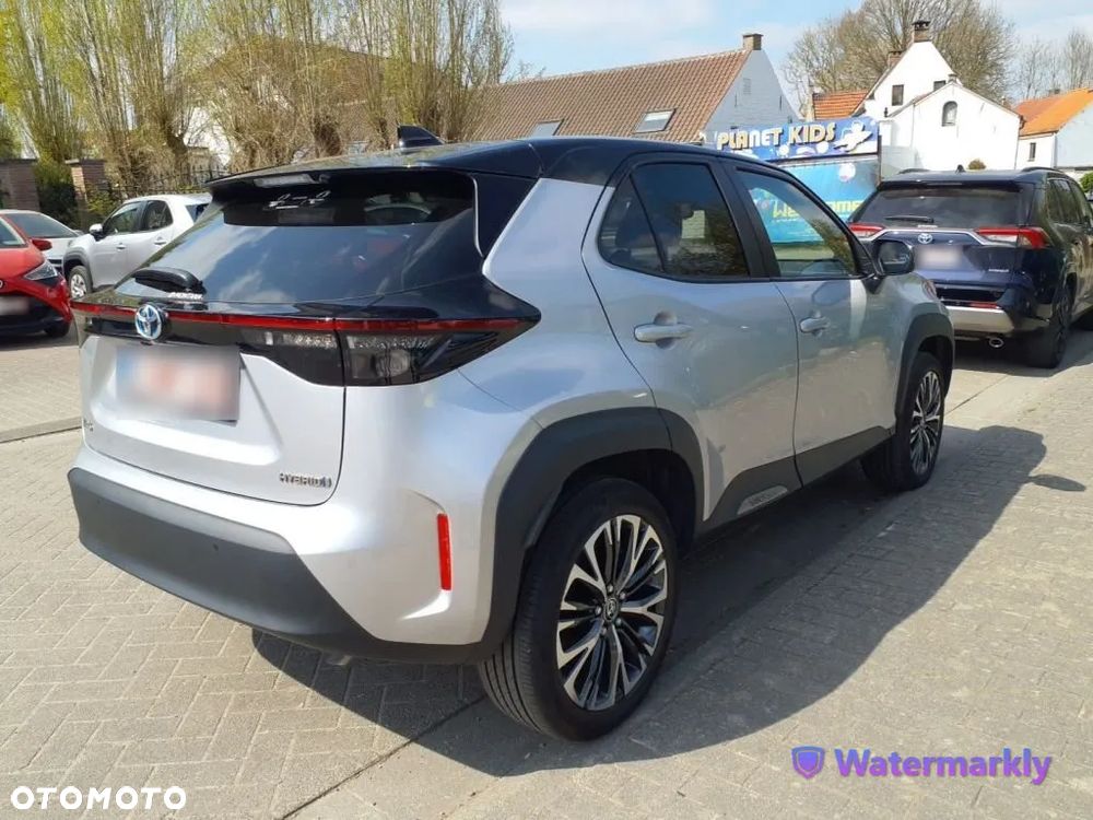 Toyota Yaris Cross - 2