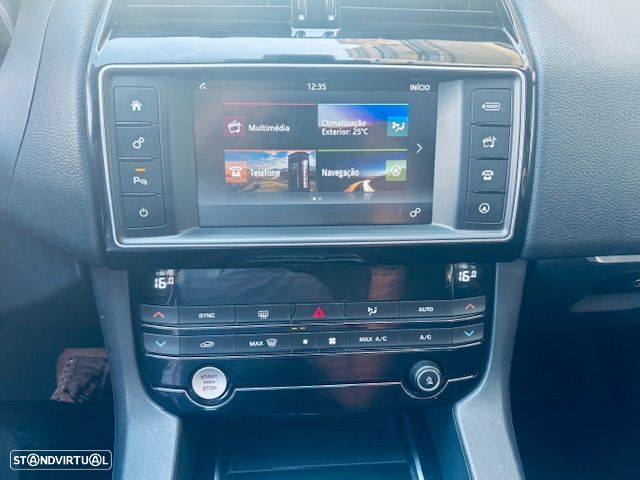 Jaguar F-Pace 2.0 i4D Prestige AWD Aut. - 10