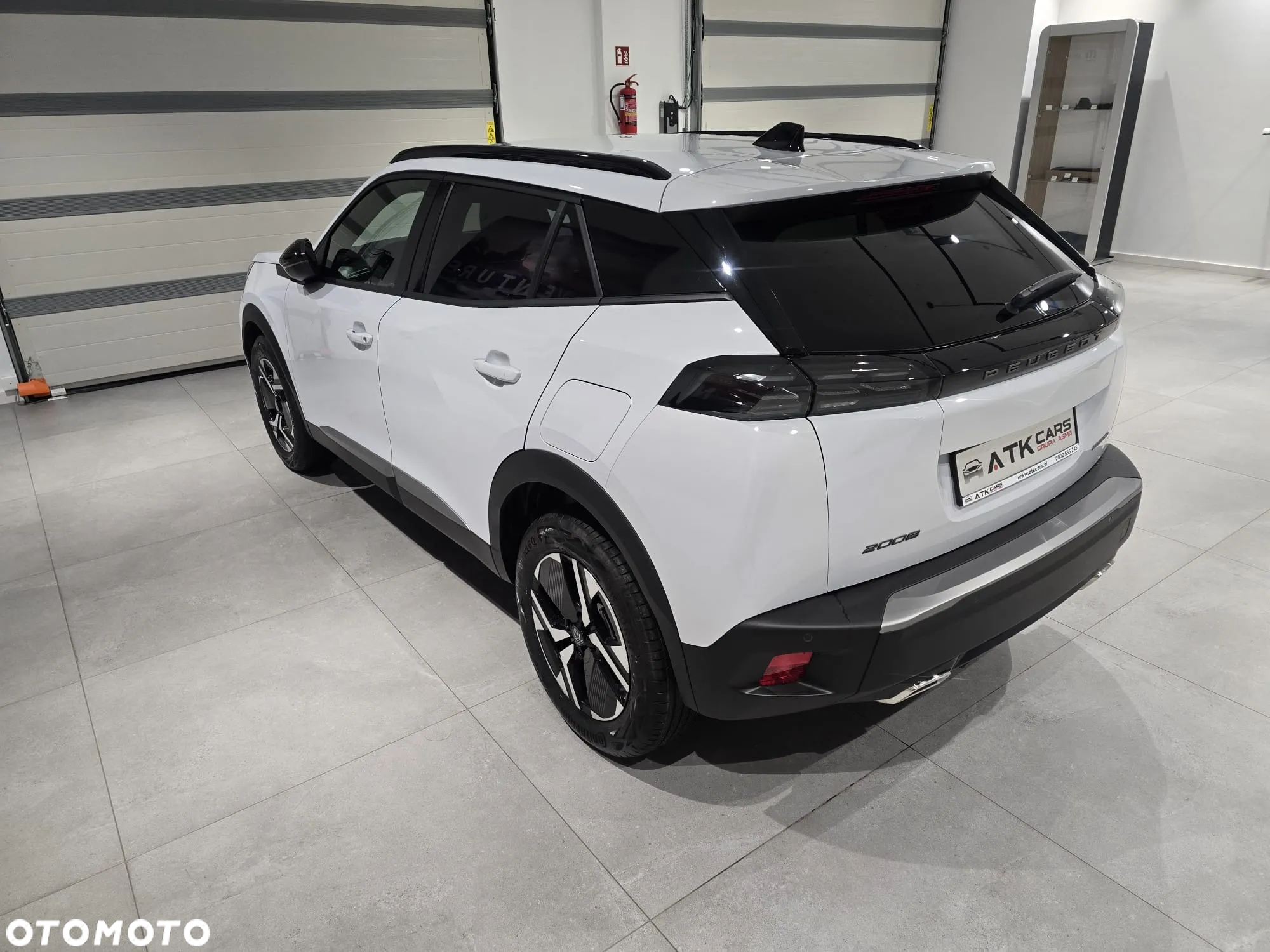 Peugeot 2008 PureTech mHEV Allure e-DCS6 - 6