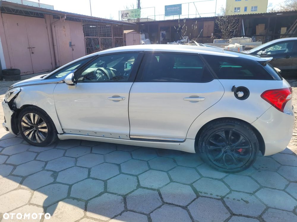 Citroën DS5 BlueHDi 120 Business Class - 16