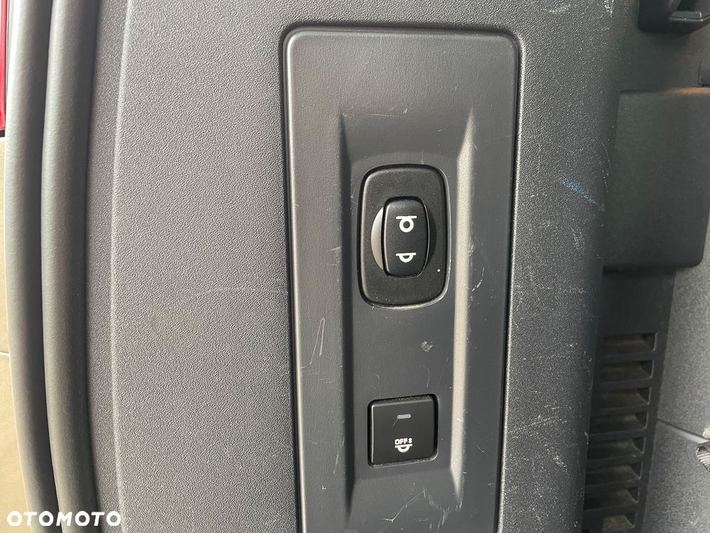Citroën C4 Grand Picasso 2.0 HDi FAP 7-Sitzer ESG6 Exclusive - 16