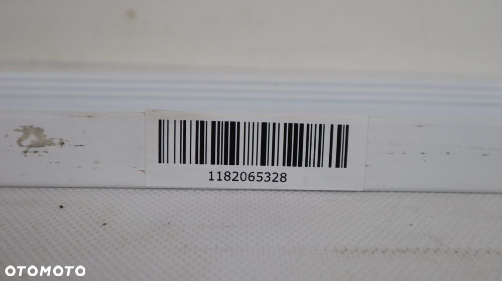 KAMPER PRZYCZEPA KEMPINGOWA RAMKA OKNA 39x66,5 cm 35x63 cm - 8