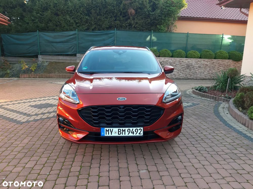 Ford Kuga 2.0 EcoBlue 4x4 ST-LINE X - 2