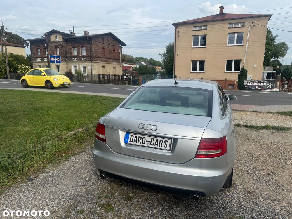 Audi A6 Limousine 2.4 - 4