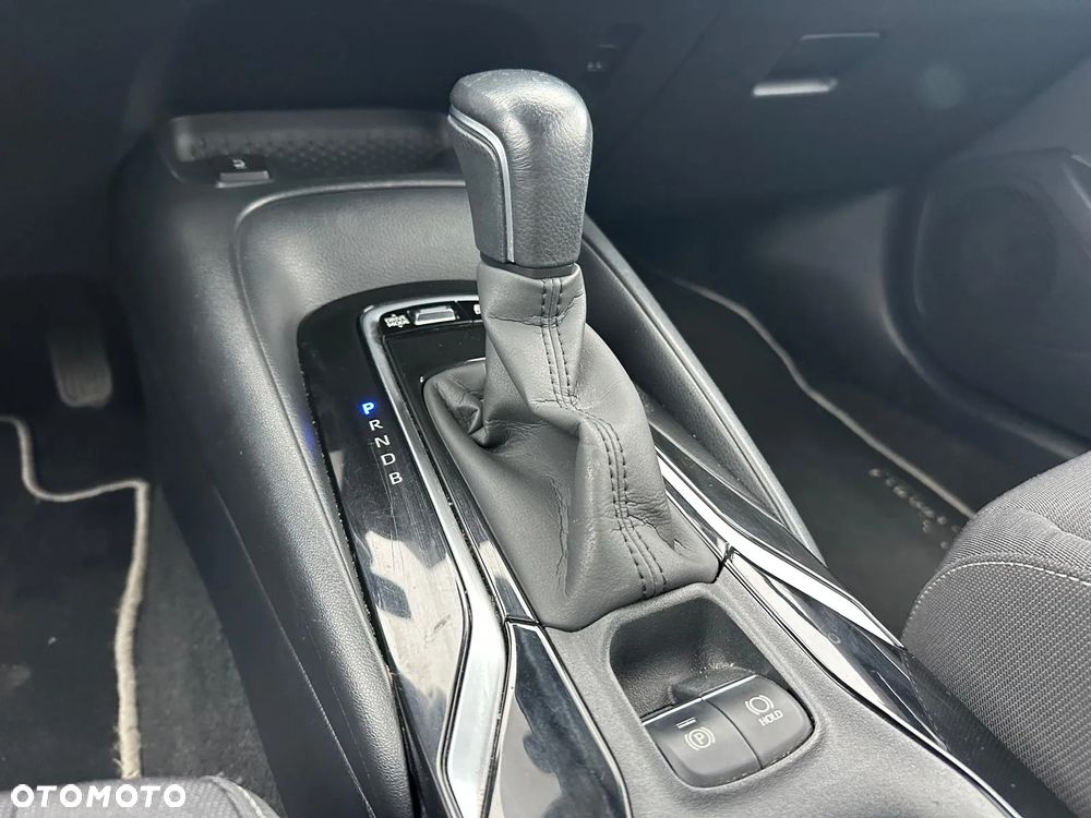 Toyota Corolla 1.8 Hybrid Comfort - 12