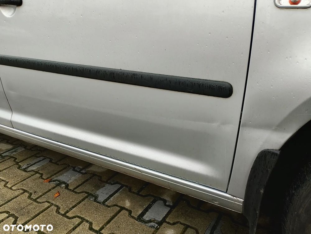 Volkswagen Caddy ver-1-6-tdi - 10