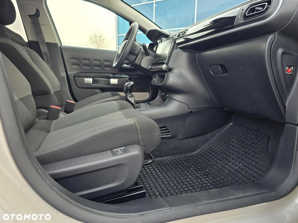 Citroën C3 1.2 PureTech Shine - 18