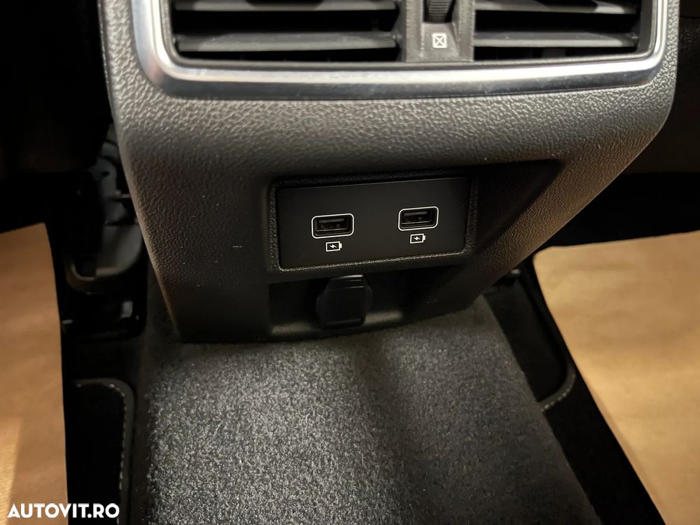 Renault Megane TCe 140 EDC GPF Equilibre - 23