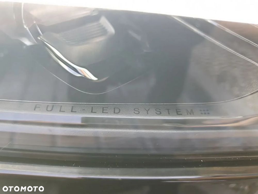 Volvo XC 60 B5 B AWD Ultimate Black Edition - 9