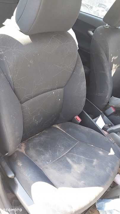 TOYOTA AURIS I 1,4 D4D POMPA WSPOMAGANIA - 12
