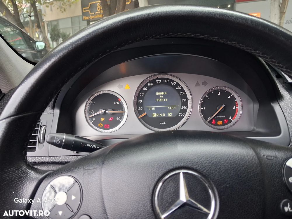 Mercedes-Benz C - 8