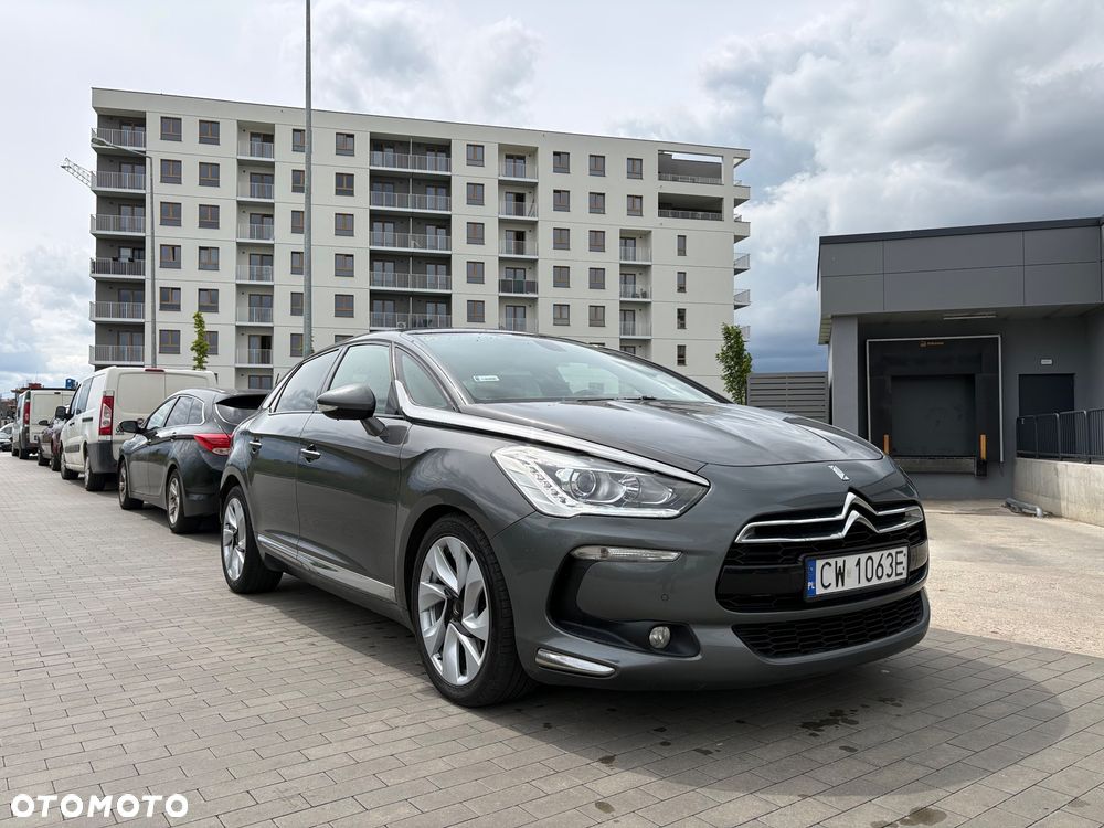 Citroën DS5 2.0 HDi Pure Pearl - 1