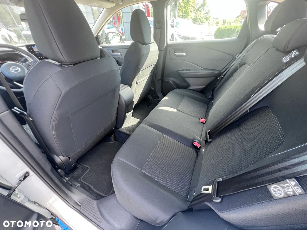 Nissan Qashqai 1.3 DIG-T mHEV Acenta Xtronic - 13