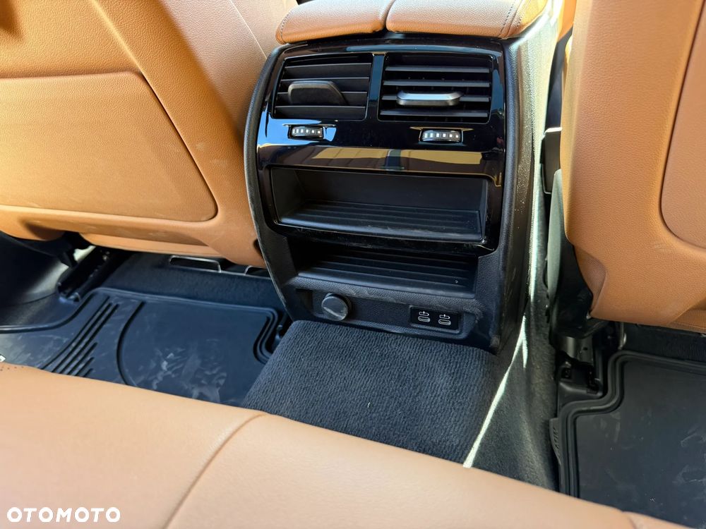 BMW Seria 5 - 32