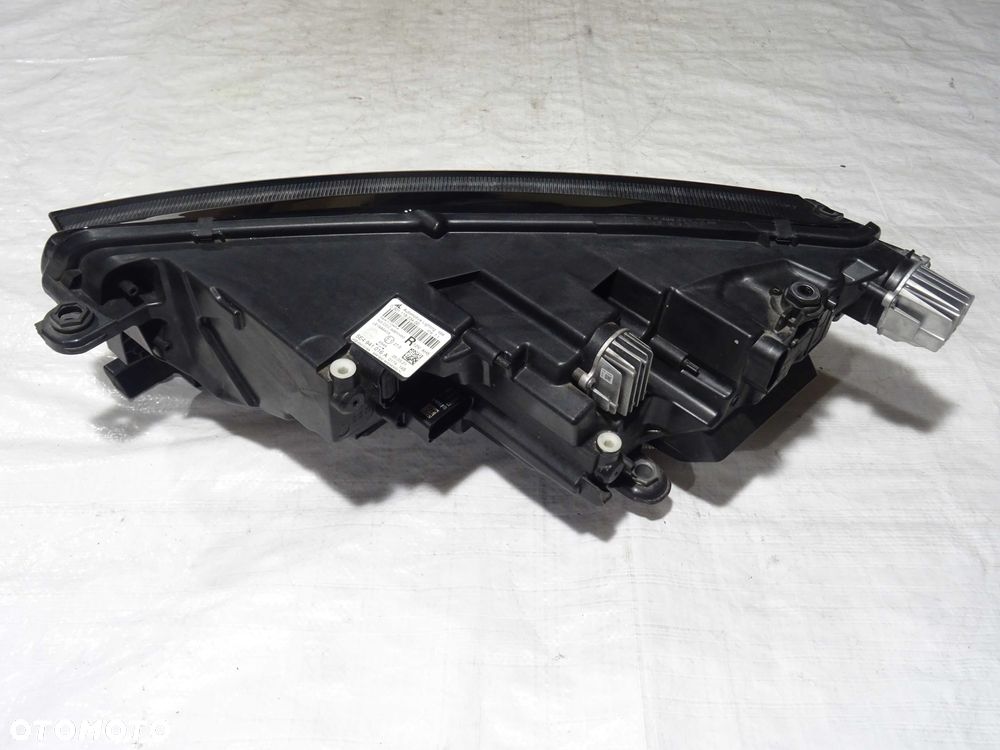 lampa przód przednia prawa skoda octavia iv 4 full led 5e4,941016a - 6