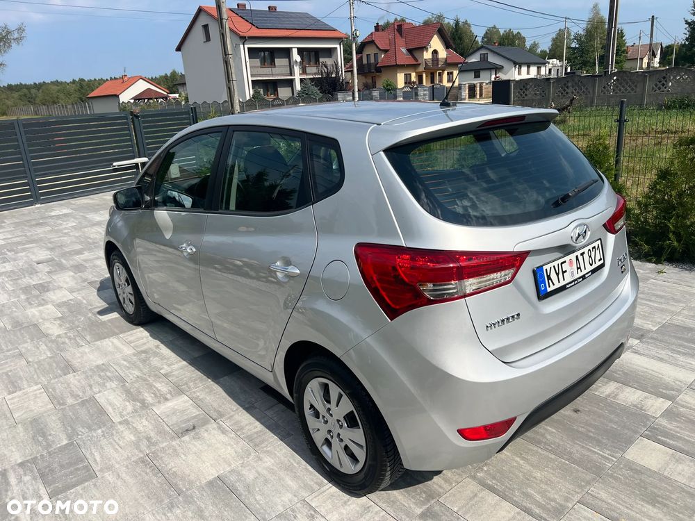 Hyundai ix20 1.4 UEFA EURO 2012 Edition - 18