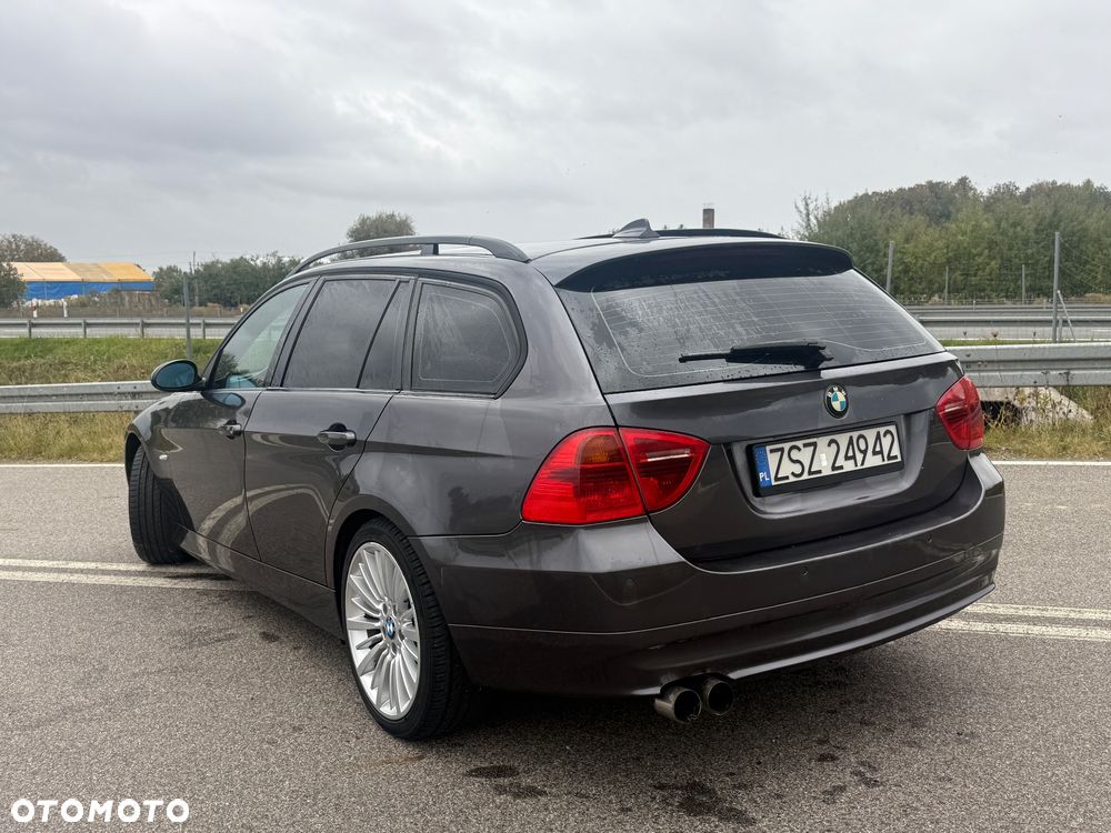 BMW Seria 3 320d DPF Touring - 7