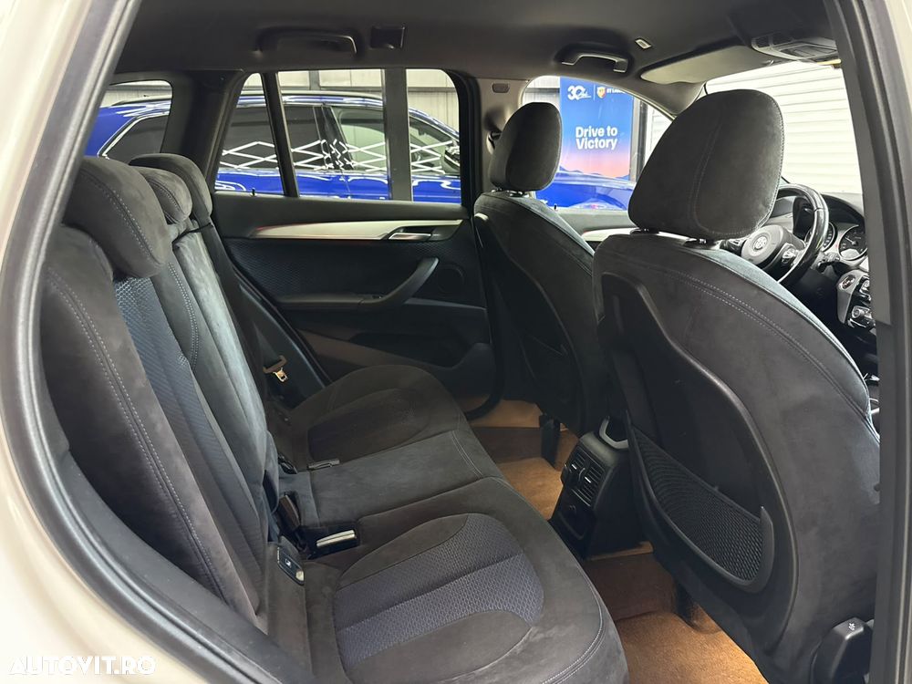 BMW X1 - 28