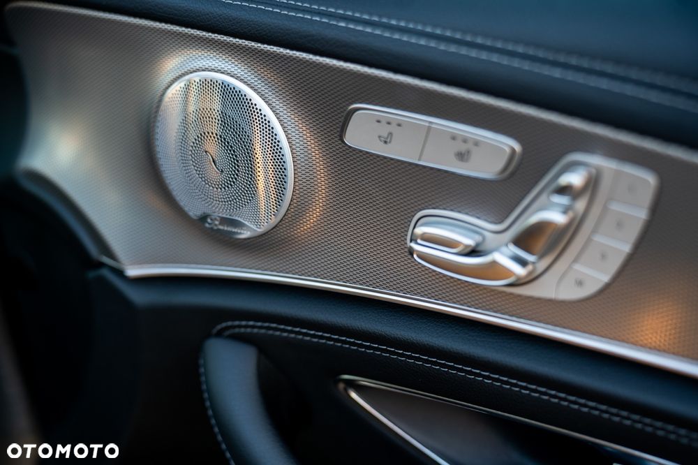 Mercedes-Benz Klasa E - 18