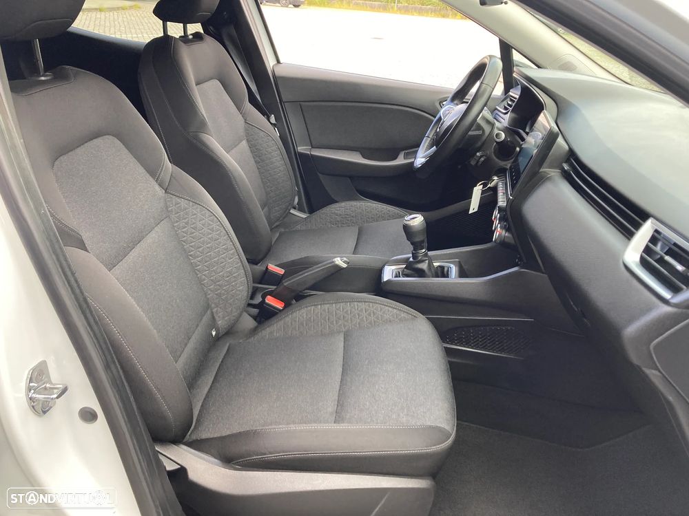 Renault Clio TCe 100 EXPERIENCE - 31