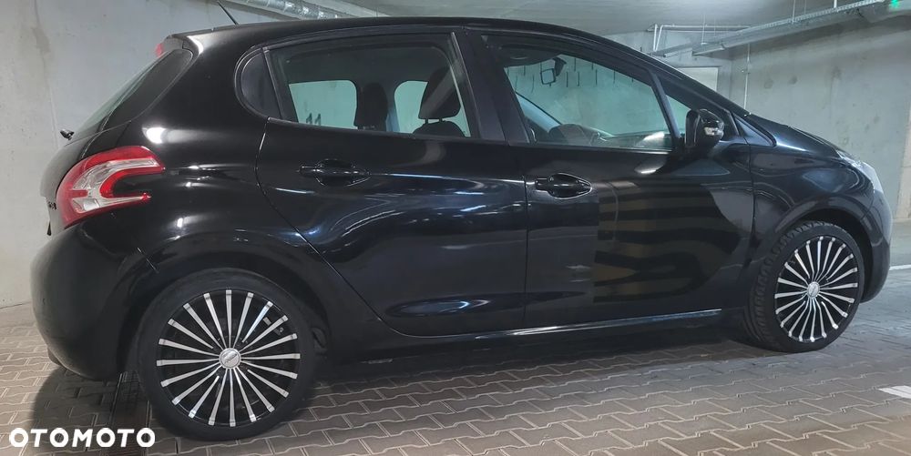 Peugeot 208 1.4 HDi Active - 3